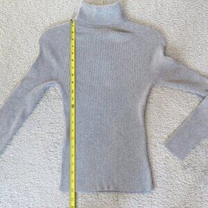Banana Republic Women's Gray Ribbed Long Sleeve Pullover Turtleneck Top XS